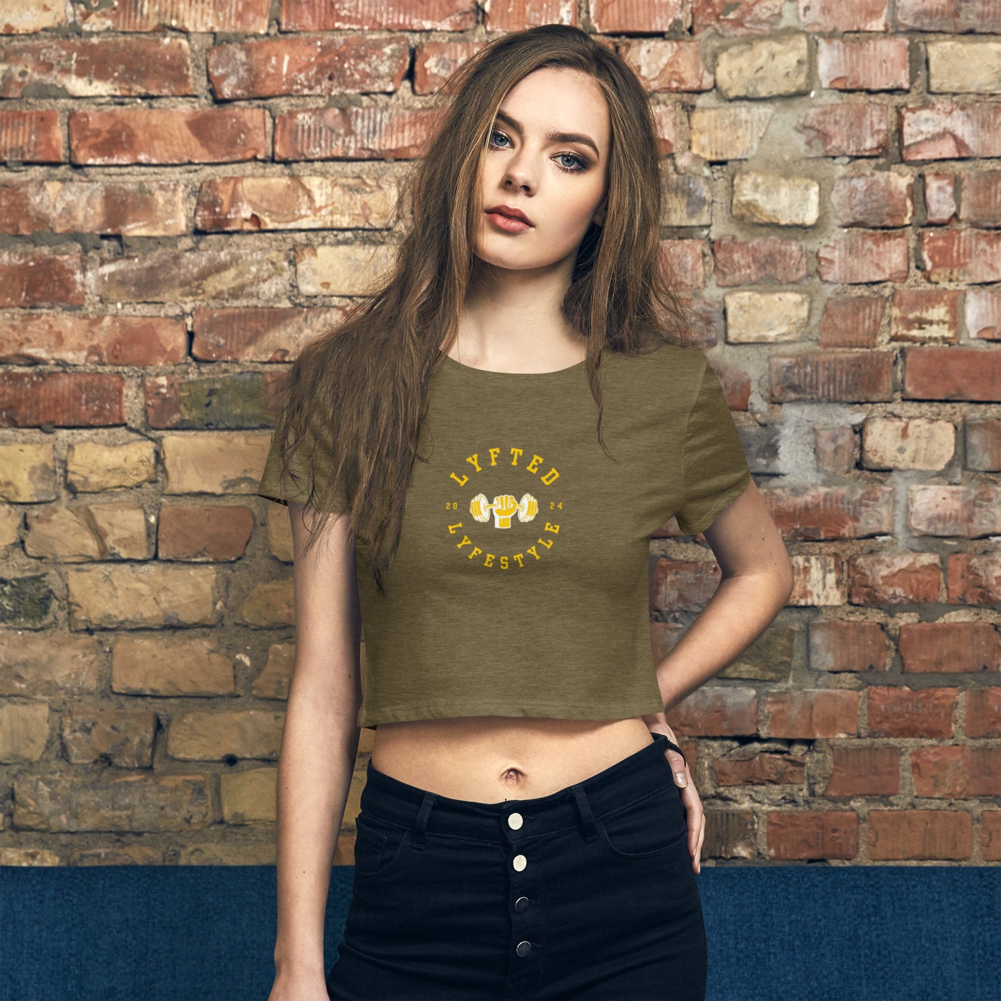 LYFTED LYFESTYLE LOGO GOLD Women’s Crop Tee